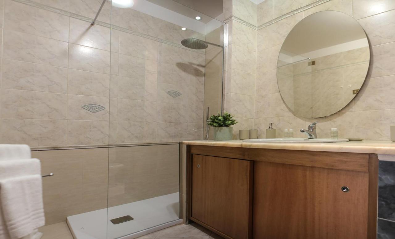 Monreale House Apartment Cagliari Bagian luar foto